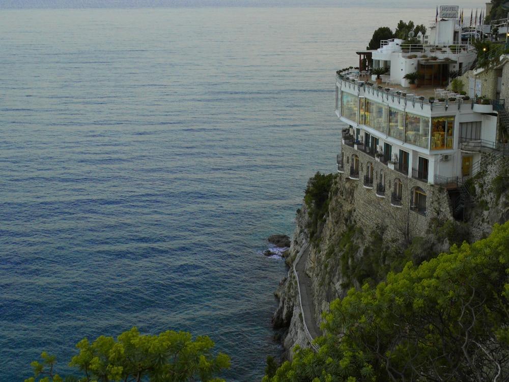 Cetus Hotel Cetara Exterior foto